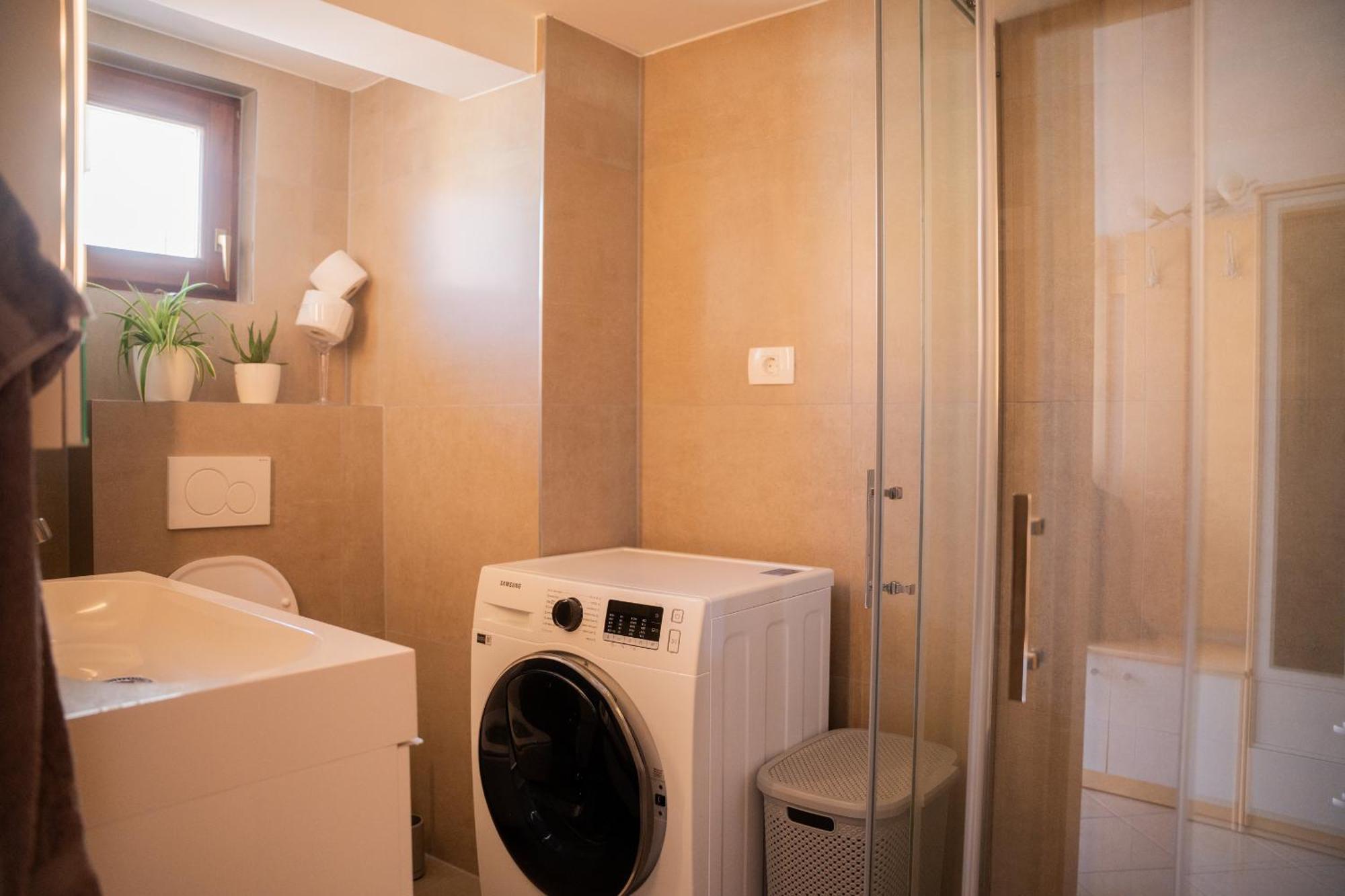 Apartment Uno Koper Luaran gambar